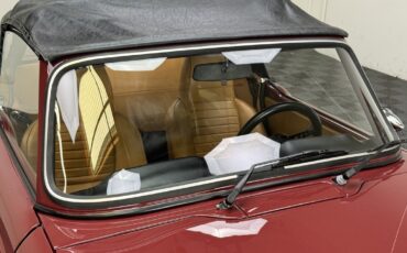 Triumph-TR-6-1972-CONVERTIBLE-6