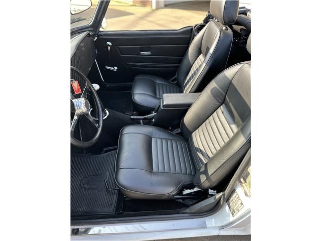 Triumph-TR-6-1974-21