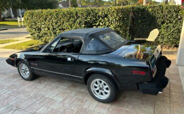 Triumph-TR-7-1980-Convertible-16