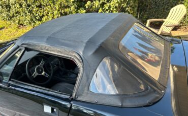 Triumph-TR-7-1980-Convertible-17