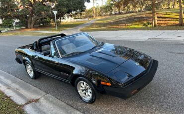 Triumph-TR-7-1980-Convertible-3