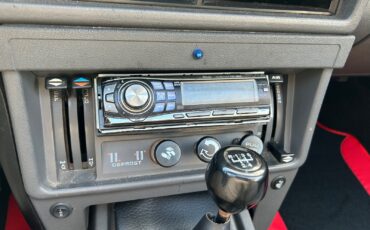 Triumph-TR-7-1980-Convertible-39