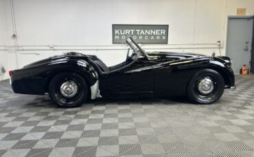 Triumph-TR3-1957-ROADSTER-15