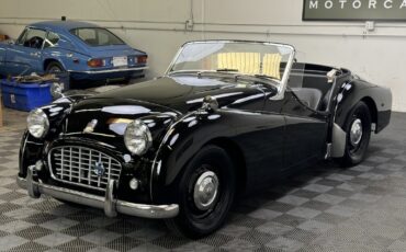 Triumph-TR3-1957-ROADSTER-2