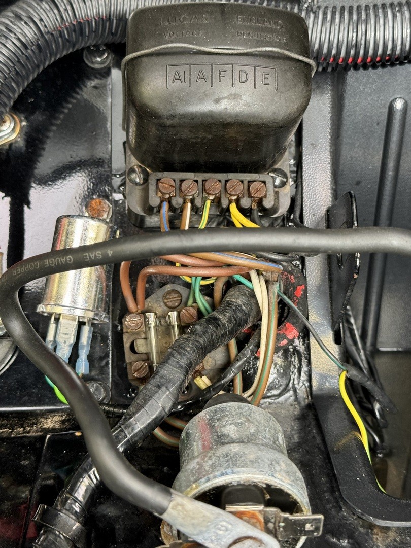 Triumph-TR3-1957-ROADSTER-22