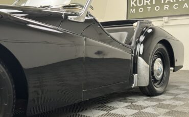 Triumph-TR3-1957-ROADSTER-29