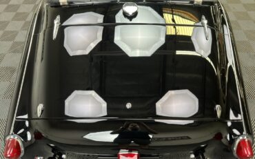 Triumph-TR3-1957-ROADSTER-35