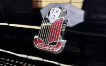 Triumph-TR3-1957-ROADSTER-6