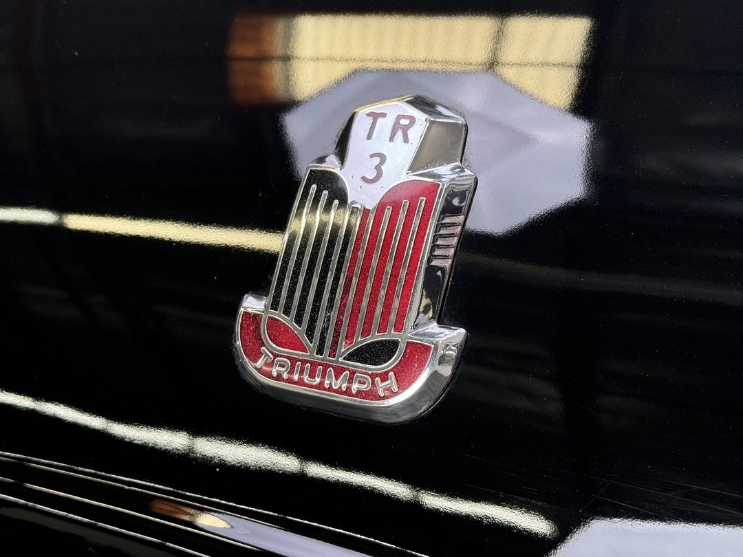 Triumph-TR3-1957-Roadster-6