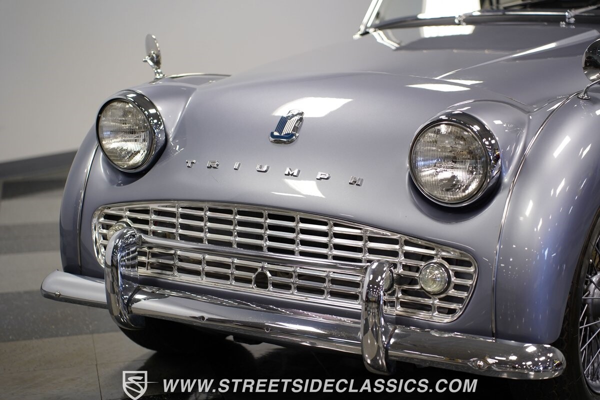 Triumph-TR3A-1960-Convertible-19