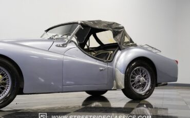 Triumph-TR3A-1960-Convertible-22