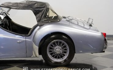 Triumph-TR3A-1960-Convertible-24