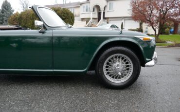 Triumph-TR4A-IRS-1967-Convertible-12