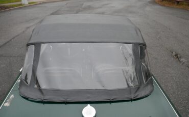 Triumph-TR4A-IRS-1967-Convertible-27