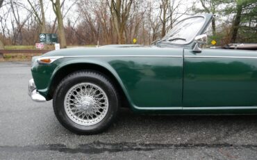 Triumph-TR4A-IRS-1967-Convertible-7