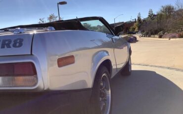 Triumph-TR8-1981-Convertible-15