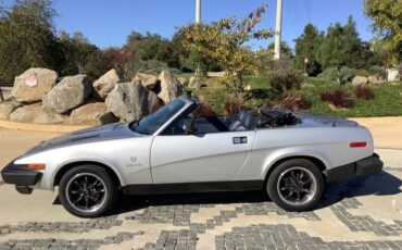 Triumph-TR8-1981-Convertible-7