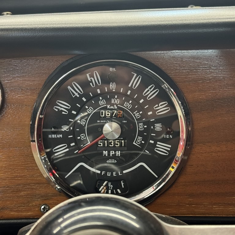 Triumph-VITESSE-1963-10