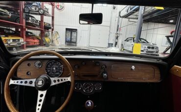 Triumph-VITESSE-1963-12