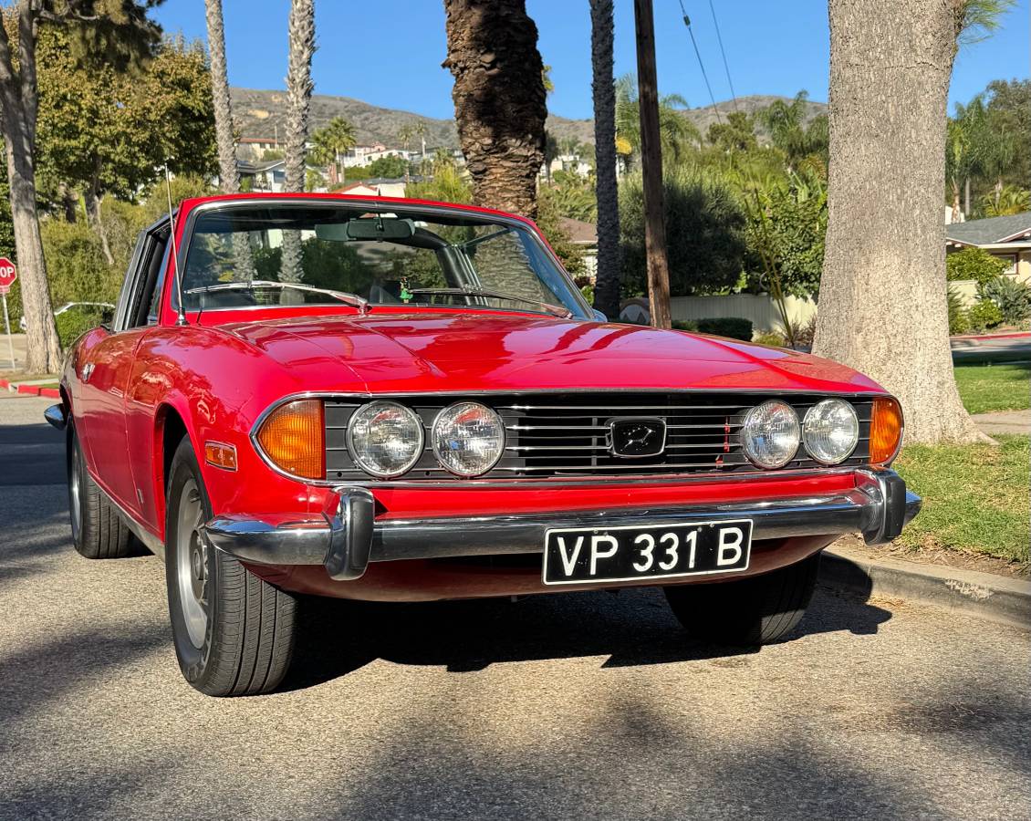 Triumph-stag-1973-red-3