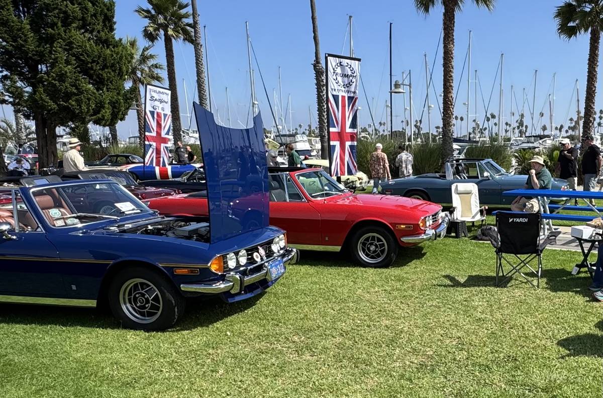 Triumph-stag-1973-red-6