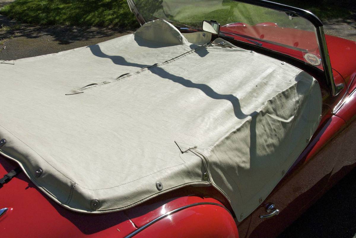 Triumph-tr3a-1960-red-2