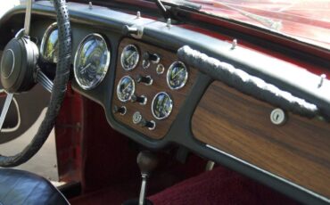 Triumph-tr3a-1960-red-5