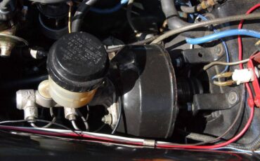 Triumph-tr3a-1960-red-9