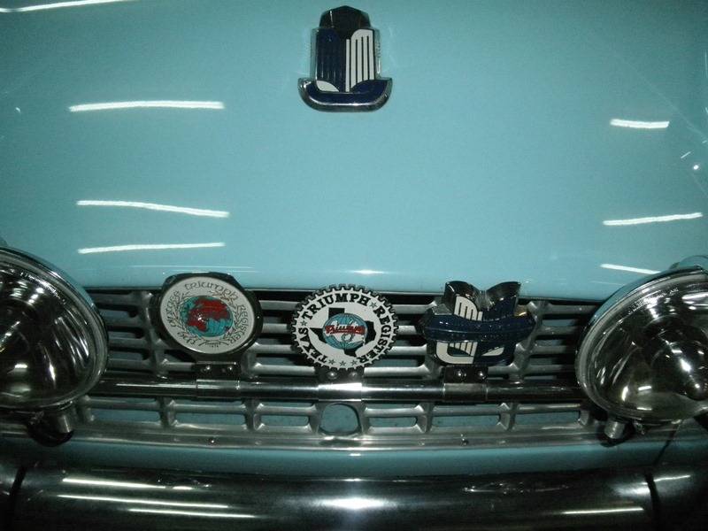 Triumph-tr3b-roadster-1962-blue-22