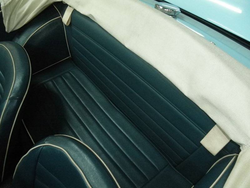 Triumph-tr3b-roadster-1962-blue-5