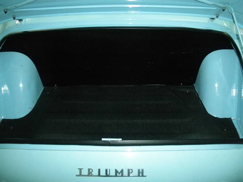 Triumph-tr3b-roadster-1962-blue-6