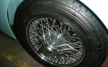 Triumph-tr3b-roadster-1962-blue-9