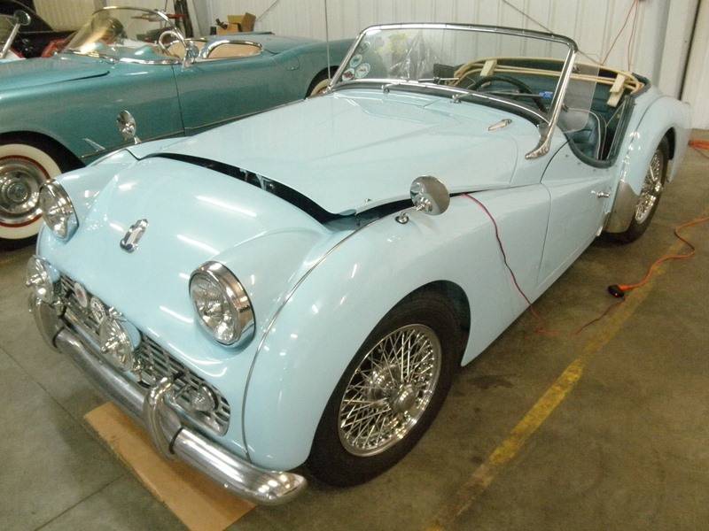 Triumph-tr3b-roadster-1962-blue