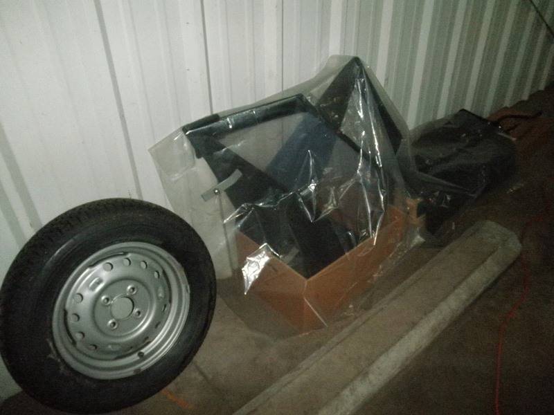 Triumph-tr3b-roadster-1962-white-11