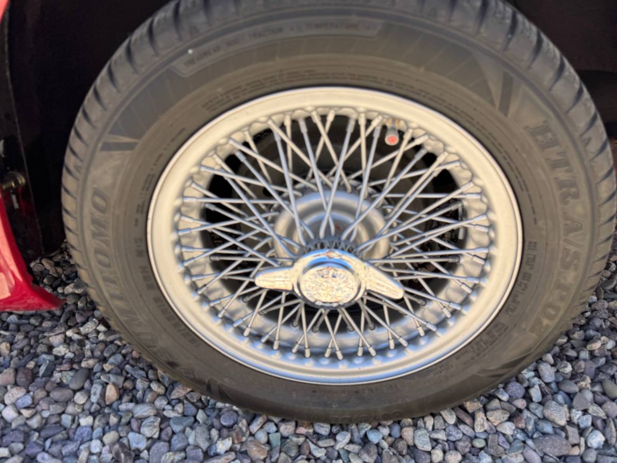 Triumph-tr4-1964-red-15