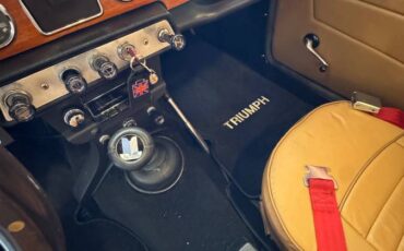 Triumph-tr4-1964-red-7