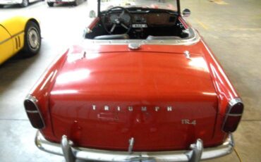 Triumph-tr4-1965-5