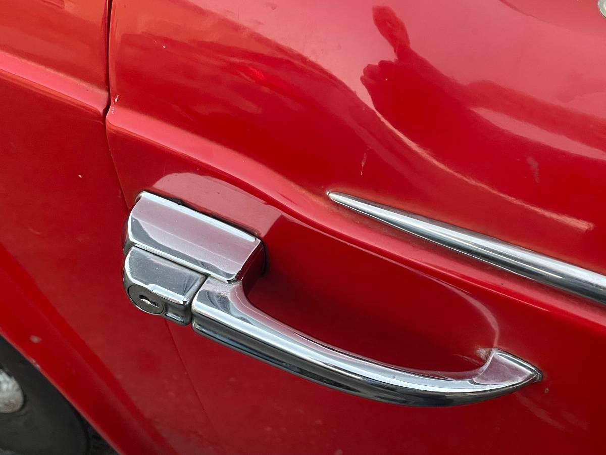 Triumph-tr4-a-irs-1967-red-13