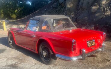 Triumph-tr4-a-irs-1967-red-4