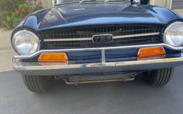 Triumph-tr6-1972-blue