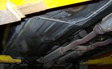 Triumph-tr8-1980-silver-13