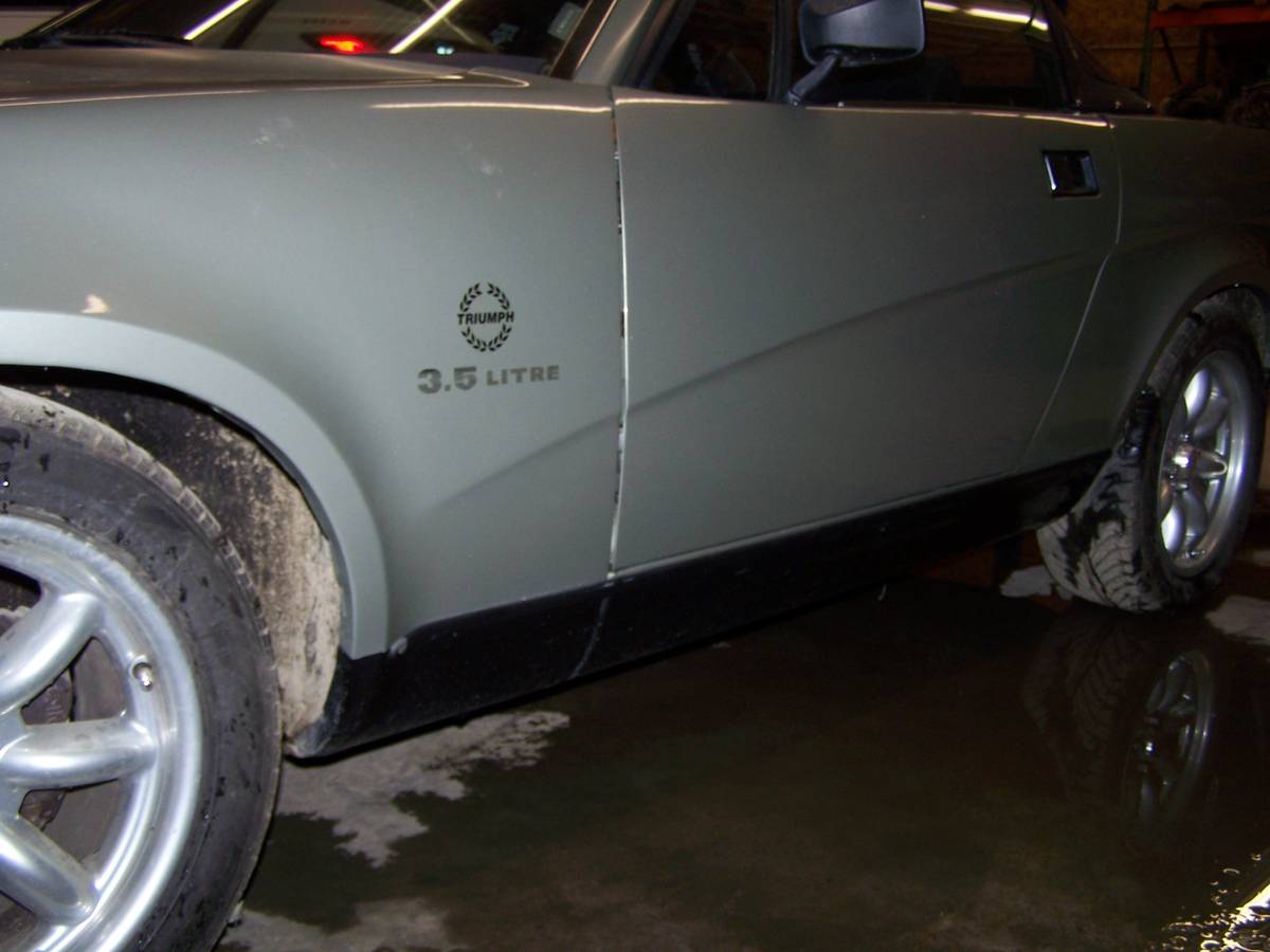 Triumph-tr8-1980-silver-4