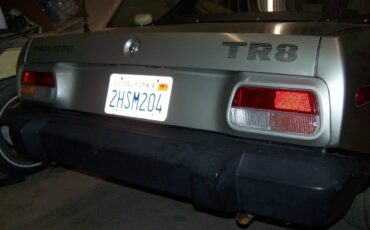 Triumph-tr8-1980-silver-9