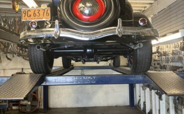 Two-door-coupe-1934-black-77