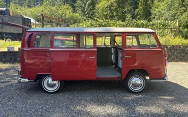 Type-ii-volkswagen-bus-1969-red