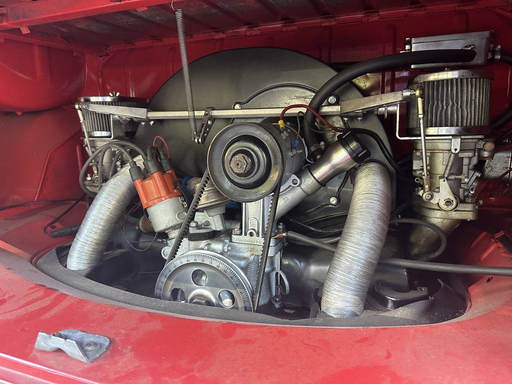 Type-ii-volkswagen-bus-1969-red-4