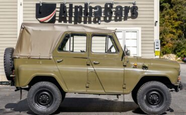 UAZ-1990-3