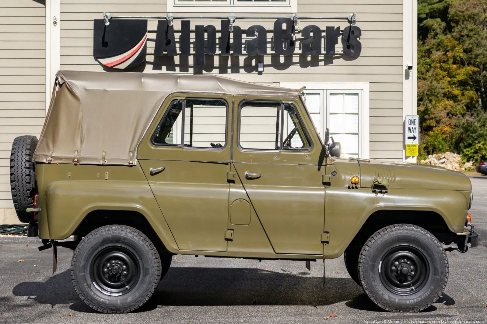 UAZ-1990-3
