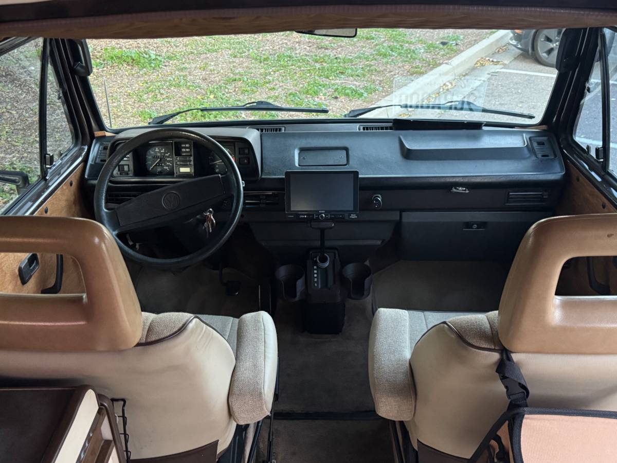 Vanagon-westfalia-1985-brown-7