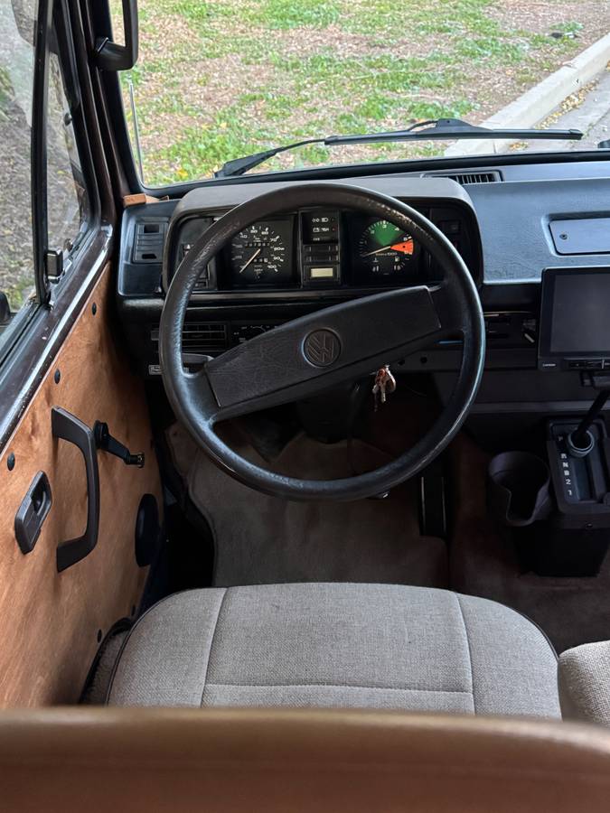 Vanagon-westfalia-1985-brown-9